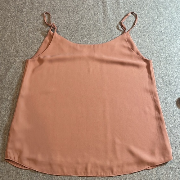 ARITZIA Babaton Camisole size medium - Picture 3 of 8